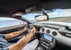 La radio de coche nueva no se enciende - ¿Qué hacer?