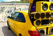 Montar un sistema de audio en el coche - ¿Sala de conciertos o templo del tecno? - ¡Así convierte a su coche en un paraíso de la música!
