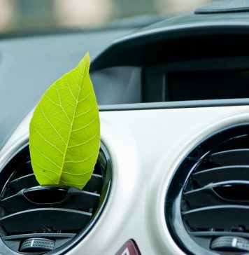 Buen clima en el coche - ¡O cómo cambiar el filtro de polen en casa!