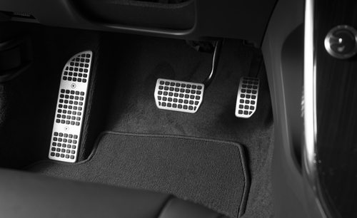 solo el pedal acelerador electrónico es adecuado para el volante multifunciónal