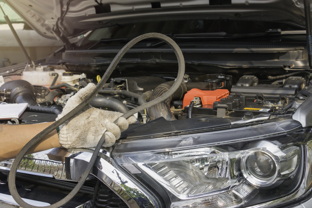 El motor de arranque se enciende pero el coche no arranca